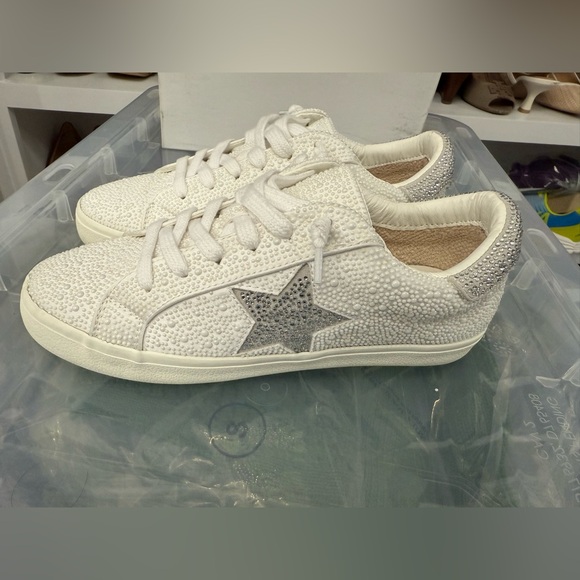 Vintage Havana Perline Sneakers Women’s Size 10- Pearls & Rhinestones - Picture 3 of 13